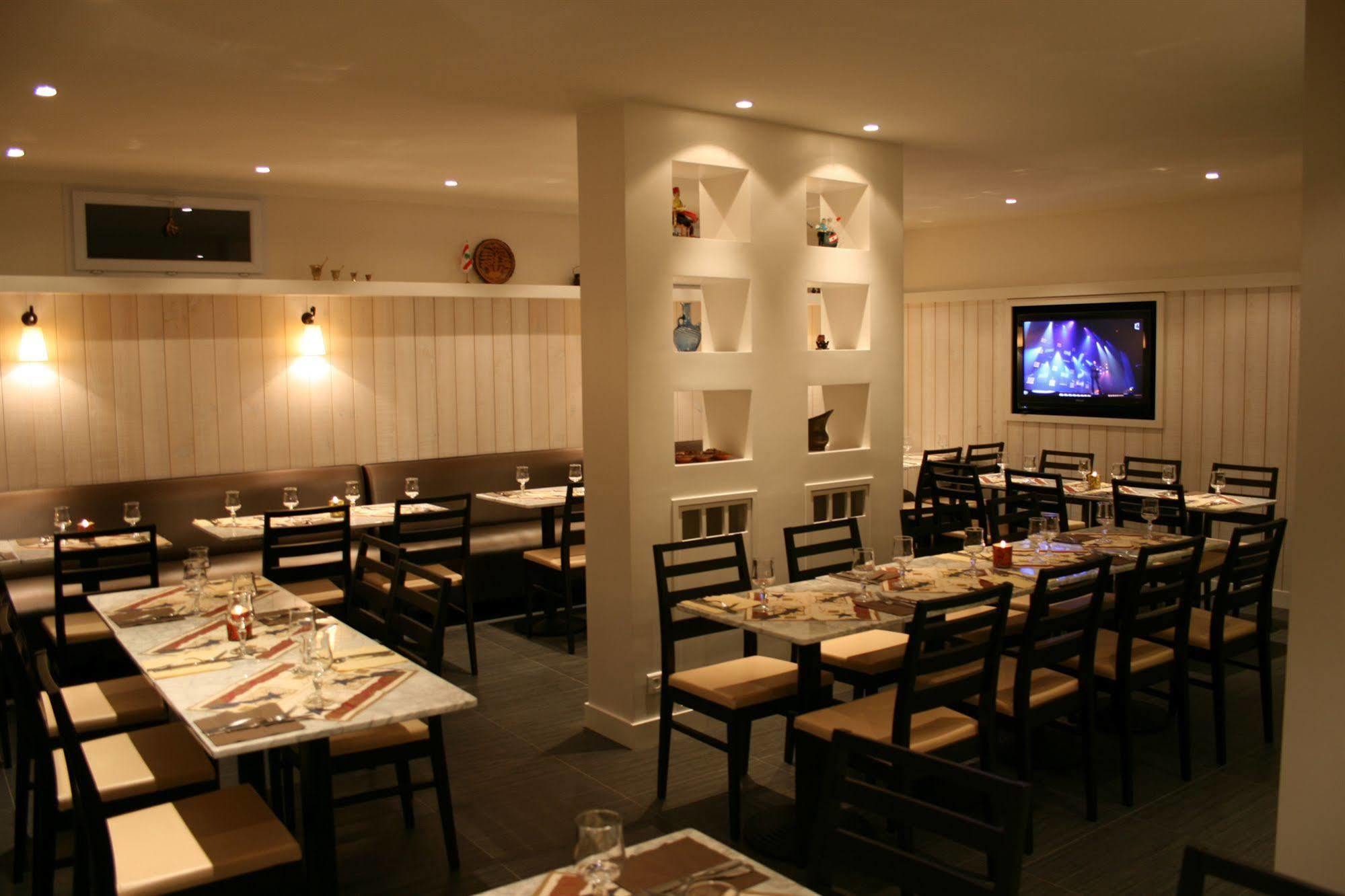 Hotel Restaurant Maison Blanche Rungis Dış mekan fotoğraf