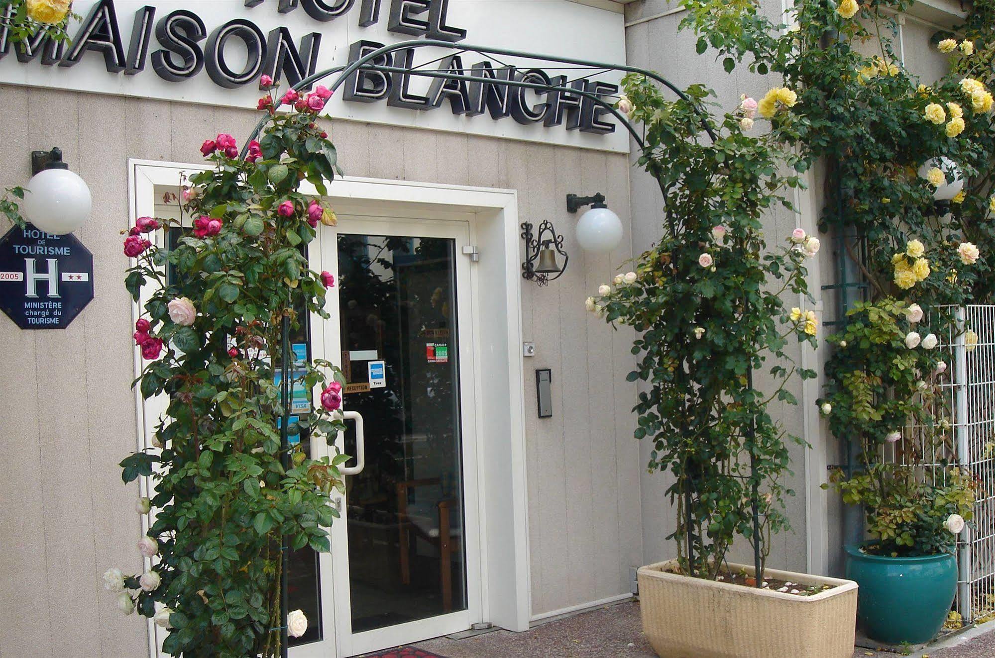 Hotel Restaurant Maison Blanche Rungis Dış mekan fotoğraf
